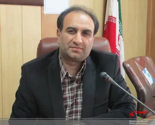 مسئولین نگاه خود را از غرب بردارند/ برخی مقامات شعار انقلابی می دهند، اما انقلابی نیستند