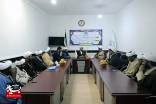 روحانیون ارتباطات خود را در جامعه گسترش دهند