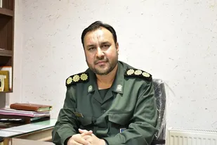 نشست صمیمی فرمانده سپاه ناحیه حر مشهد و رئیس آموزش و پرورش منطقه تبادکان