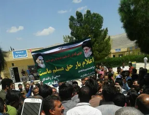 چرا باید کامیونداران معترض به رشوه&zwnj;های گمرک بازداشت شوند؟