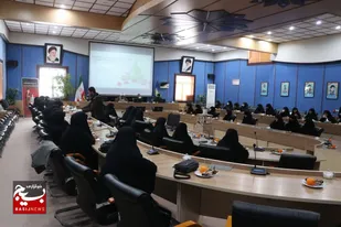 نشست صمیمی مسئولین سپاه انصارالمهدی(عج) و جمعی از خواهران بسیجی برگزار شد+تصاویر