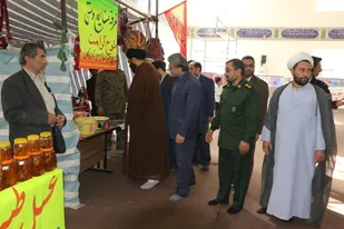 برپایی نمایشگاه اقتصاد مقاومتی در لردگان