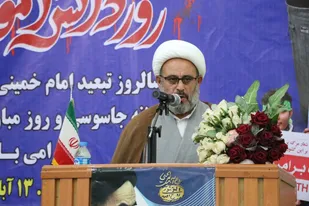 ۱۳ آبان نماد پیروزی حق بر باطل است / اقدام نیروی دریایی سپاه ابهت پوشالی آمریکا را درهم شکست