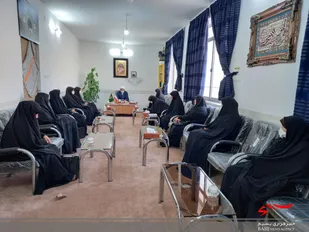 دیدار جمعی از اعضای بسیج خواهران شیروان با امام جمعه شهرستان