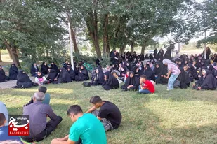همایش بزرگ پیاده روی خانوادگی به مناسبت غدیر در صالح آباد برگزار شد