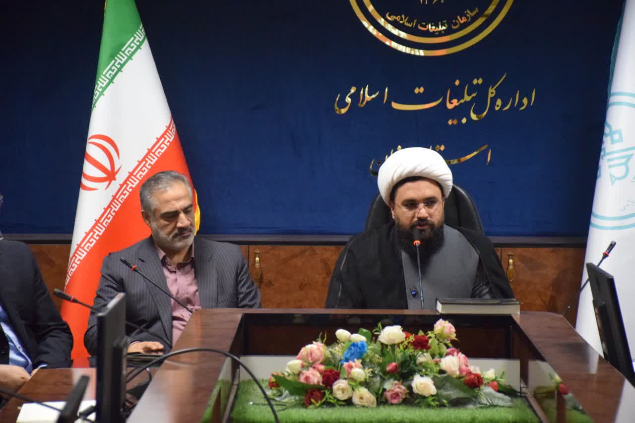 جامعه قرآنی برای خروج قرآن از مهجوریت هم‌صدا و مطالبه‌گر شود