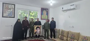 دیدار مسئولان لردگان با خانواده شهید &laquo; شهید علیباز حسنی&raquo;