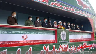 حضور با اقتدار ملت ایران در صحنه ها از هر بمبی برای دشمن سهمگین تر و لرزه انداز تر است
