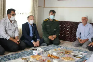 انقلاب مدیون خانواده شهداست