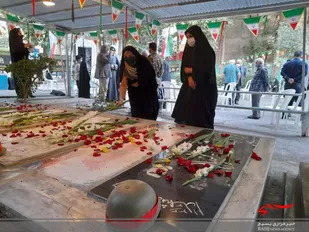 یادواره شهداء 8 سال دفاع مقدس و مدافع حرم