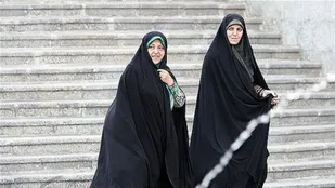 چرا برای دو جلسه در سال باید یک ساختمان اشغال شود؟