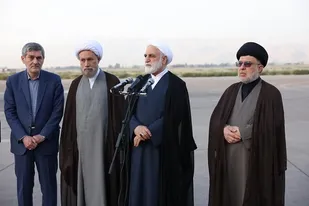 حل مسائل مرتبط با بنگاه&zwnj;های تولیدی استان فارس در راستای تحقق شعار سال و کمک به دولت