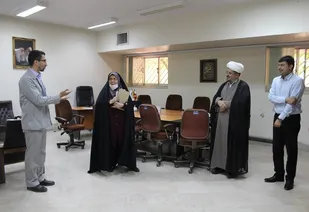قدردانی بسیج دانشجویی شهرستان از کارشناس آزمایشگاه دانشگاه علوم پزشکی شاهرود