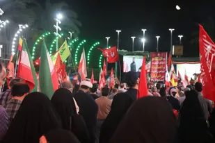 باران هم مانع حضور مردم رشت در میدان نشد