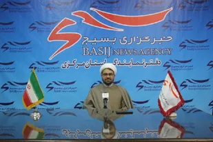بازدید مدیر کل تبلیغات اسلامی استان مرکزی از دفتر خبرگزاری بسیج