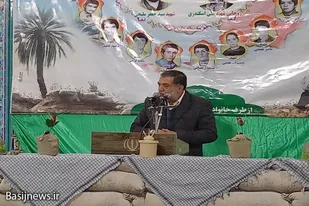 شهیدان مایه افتخار انقلاب و کشور هستند