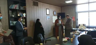 تقدیر از عوامل و دست اندرکاران نمایشگاه درس انقلاب در شهر دهق