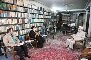 رئیس مرکز بسیج اساتید و نخبگان حوزه علمیه قم از حجت الاسلام &laquo;جواد محدثی&raquo; تقدیر کرد