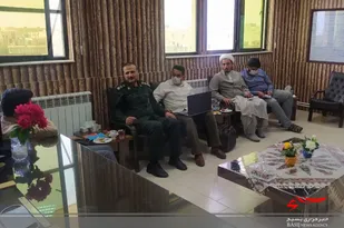 اعضای قرارگاه پیشرفت و آبادانی سپاه با فرمانده سپاه شاهرود دیدار کردند