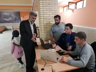 تغییر باورهای دینی و انقلابی مردم راهبرد دشمنان در فضای مجازی است