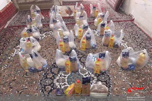 22 بسته معیشتی به همت بسیجیان پایگاه حضرت رقیه (س) سرخه توزیع شد