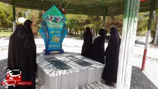 مراسم غبارروبی گلزارشهدا در تفتان برگزار شد