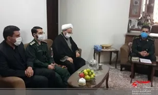 دیدار جانشین نماینده ولی فقیه و معاون سپاه قم با خانواده&zwnj;های شهیدان &laquo;سلیمی&raquo; و &laquo;رحیمی بیدهندی&raquo;