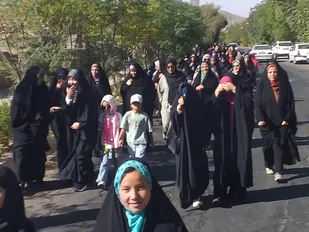 برگزاری مراسم پیاده&zwnj;روی خانوادگی در نراق