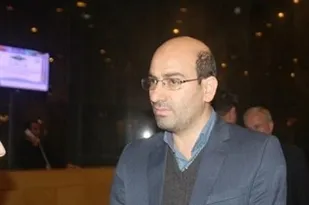 خوی متکبرانه برخی مسوولین موجب توهین آنها به نهادهای انقلابی است