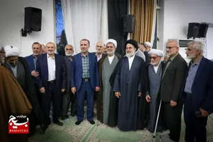 نشست صمیمی و مودت پیشکسوتان حوزه نمايندگي ولي فقيه در سپاه کربلا