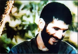 یادکردی از علمدار مبارزه با نفس/شهادت در لحظه اذان!