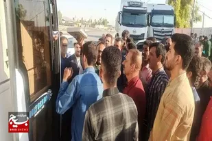 اعزام ۲۰۰ نفر از مردم زرین دشت به مراسم سالگرد ارتحال امام خمینی (ره)