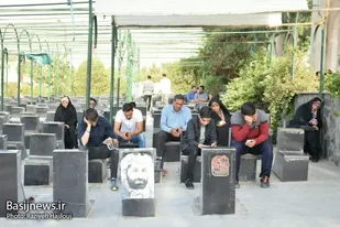 برگزاری آیین قرائت دعای عرفه در گلزار شهدای همدان