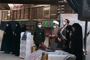 تجلیل از همسران ایثارگران دفاع مقدس و دختر شهید مدافع سلامت