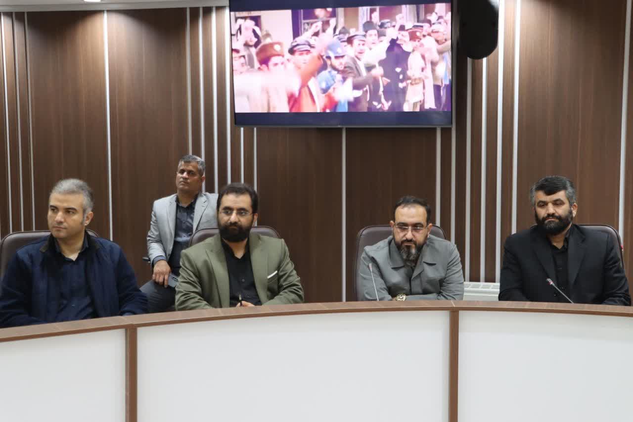 مکتب شهید میرزا کوچک جنگلی و شهید سلیمانی مکتبی راهبردی است که باید با استفاده از ظرفیت رسانه تبیین و تثبیت شود