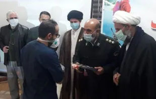 برگزاری مراسم تجلیل از مدافعان سلامت درمانگاه دارالشفاء قرچک
