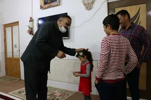 حضور فرمانده لشکر 14 امام حسین(علیه السلام)در منازل کارکنان