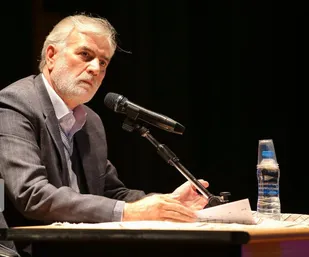 مشاور فرمانده سپاه: دفاع از انقلاب در حوزه و دانشگاه پررنگ شود