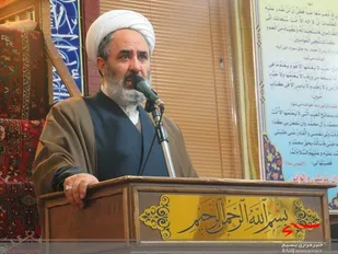 پیروزی و تداوم انقلاب اسلامی در اوج غربت محقق شده است