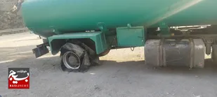 امدادرسانی به رانندگان و کامیون حمل سوخت در پی ریزش در تونل شماره پنج انجام شد