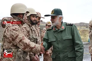 حضور سردار فرجیان زاده و حجت الاسلام رضایی در جمع رزمندگان تیپ ۳۲ انصارالحسین(ع) همدان