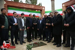 مزار شهدای مزداوند غبارروبی شد