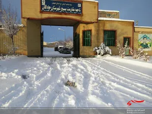 ناحیه مقاومت بسیج چادگان در برف زیبای پاییزی