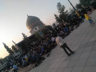 طنین دعای عرفه در جوار گلزار شهدای شهرستان زرند برگزارگردید