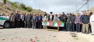 تشییع پیکر شهید گمنام در روستای &laquo;انزها&raquo; فیروزکوه