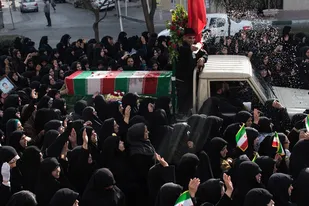 تشییع پیکر یک شهید گمنام در زاهدان