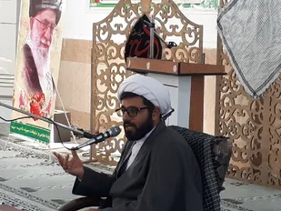 دشمن در فکر ایجاد اختلاف بین مسلمانان است