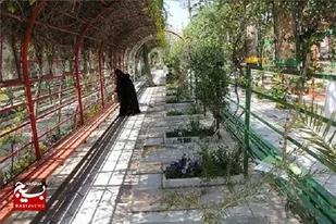 برگزاری ۱۰۰ برنامه فرهنگی، اقتصادی، اجتماعی و ورزشی را برای خانواده&zwnj;های شهدا و ایثارگران در فارس