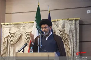بی بصیرتی عامل خروج خواص از ریل انقلاب است