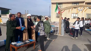 اعزام دانش آموزان پسر شهرستان کهنوج به مناطق عملیاتی جنوب کشور